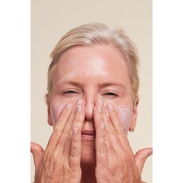 Dark Spot Sun Defense SPF50